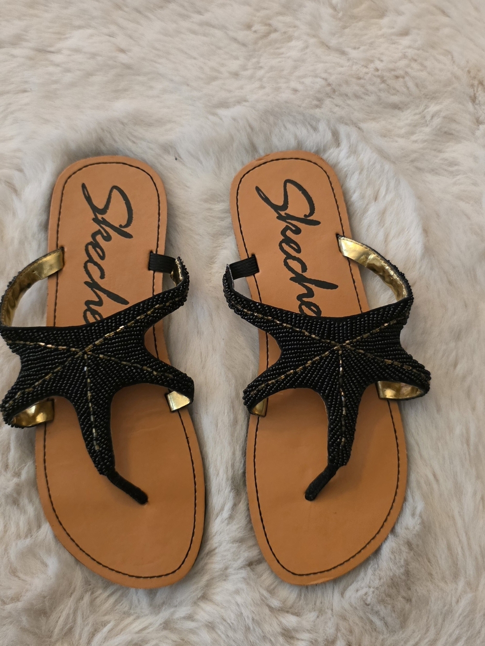 Skechers Black and Gold Star-Strap Toe-Post Sandals
